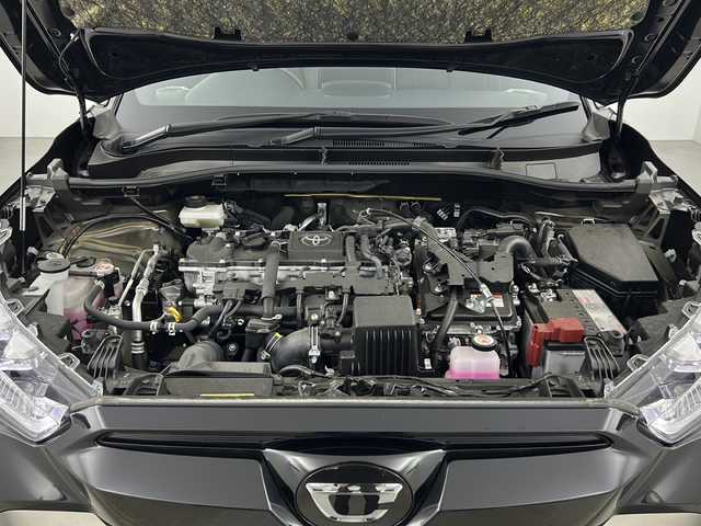 トヨタ カローラ クロス ハイブリッド Z 愛知県 2024(令6)年 2.1万km アティチュードブラックマイカ 衝突被害軽減ブレーキ/フルセグテレビ/ディスプレイオーディオ/AppleCarPlay/AndoroidAuto/Bluetooth接続/ビルトインETC2.0/バックカメラ/ガラスルーフ/シートヒーター（運転席・助手席）/クルーズコントロール（追従有）/純正アルミホイール18インチ/LEDヘッドライト/パワーシート（運転席）/ルーフレーフ/フルエアロ（モデリスタ）/オートライト/オートマチックハイビーム/スマートキー/プッシュスタート