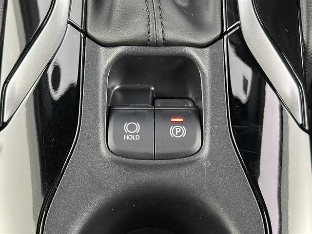 トヨタ カローラ クロス ハイブリッド Z 愛知県 2024(令6)年 2.1万km アティチュードブラックマイカ 衝突被害軽減ブレーキ/フルセグテレビ/ディスプレイオーディオ/AppleCarPlay/AndoroidAuto/Bluetooth接続/ビルトインETC2.0/バックカメラ/ガラスルーフ/シートヒーター（運転席・助手席）/クルーズコントロール（追従有）/純正アルミホイール18インチ/LEDヘッドライト/パワーシート（運転席）/ルーフレーフ/フルエアロ（モデリスタ）/オートライト/オートマチックハイビーム/スマートキー/プッシュスタート