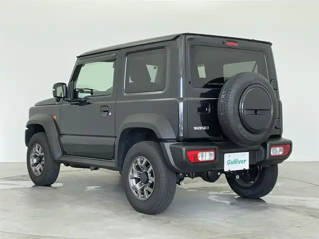 スズキ ジムニー シエラ JC 富山県 2023(令5)年 0.6万km ブルーイッシュブラックパール3 社外ナビ/（ＣＤ／Ｂｌｕｅｔｏｏｔｈ）/バックカメラ/クルーズコントロール/シートヒーター/衝突被害軽減システム/レーンアシスト/ダウンヒルアシストコントロール/アイドリングストップ/横滑り防止システム/純正ドアバイザー/純正アルミホイール/電動格納ミラー