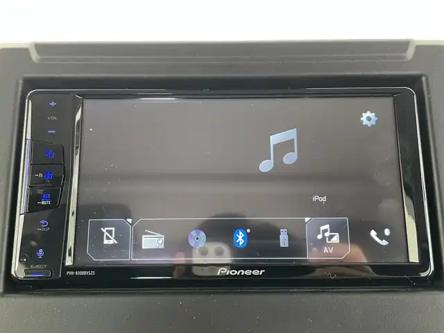 スズキ ジムニー シエラ JC 富山県 2023(令5)年 0.6万km ブルーイッシュブラックパール3 社外ナビ/（ＣＤ／Ｂｌｕｅｔｏｏｔｈ）/バックカメラ/クルーズコントロール/シートヒーター/衝突被害軽減システム/レーンアシスト/ダウンヒルアシストコントロール/アイドリングストップ/横滑り防止システム/純正ドアバイザー/純正アルミホイール/電動格納ミラー