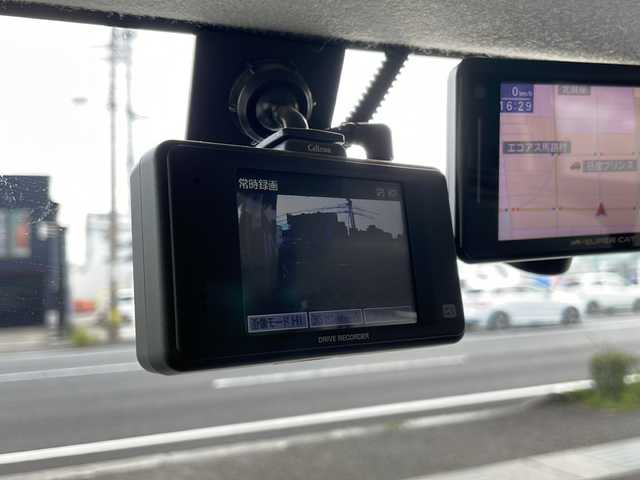 トヨタ ＦＪクルーザー カラーパッケージ 高知県 2016(平28)年 13.4万km ブラック/ホワイト 純正ナビ/・フルセグＴＶ/・Ｂｌｕｅｔｏｏｔｈオーディオ/・バックカメラ/社外１８インチルミホイール（ＸＤＳＥＲＩＥＳ）/ルーフキャリア/社外テールランプ/ドラレコ/ETC/スペアキー２本