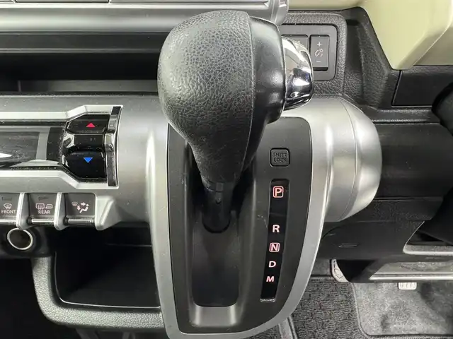 スズキ クロスビー HYBRID MX 愛知県 2018(平30)年 5.1万km スーパーブラックパール 3トーンコーディネート スズキ純正パナソニック製7インチメモリナビ/　・CD/DVD/BT/フルセグ/ステアリングリモコン/パドルシフト/MTモード/デュアルセンサーブレーキサポート/　・衝突軽減システム/全方位カメラ/レーンキープアシスト/ウォークスルー/フルフラットシート/純正フロアマット/エアバック/　・運転席/助手席/サイド/カーテン/スマートキー/スペアキー
