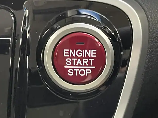 ホンダ Ｎ ＢＯＸ カスタム SSパッケージ 岡山県 2016(平28)年 6.6万km プレミアムホワイトパールⅡ 純正ナビ　/(CD/DVD/USB/SD/Bluetooth)/両側電動スライド　/ビルトインＥＴＣ　/前席シートヒーター　/ＬＥＤヘッドライト　/バックカメラ/プッシュスタート　/スマートキー　/アイドリングストップ/ISOFIX/後席サンシェード/ステアリングスイッチ/チルトステアリング/シートリフター/シートバックテーブル/ウィンカーミラー/ドアバイザー