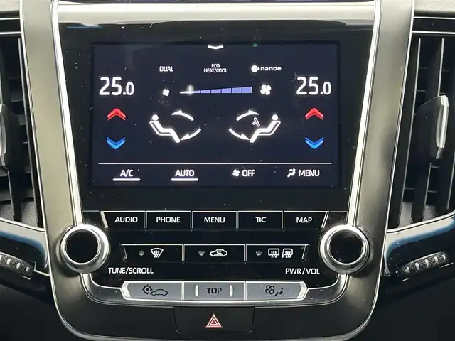 トヨタ クラウン ハイブリッド RS アドバンス 岡山県 2018(平30)年 4.3万km ホワイトパールクリスタルシャイン プッシュスタート/ワンオーナー/100V電源/アイドリングストップ/スマートキー/ACC/ビルトインETC2.0/フルセグテレビ/純正SDナビ/純正ドライブレコーダー/純正フロアマット/ハーフレザーシート/シートヒーター/TRDエアロ/純正アルミホイール/AFS/コーナーセンサー/オートライト/オートハイビーム/衝突軽減ブレーキ/ステアリングヒーター/オートブレーキホールド/シートメモリー/ヘッドアップディスプレイ/パドルシフト