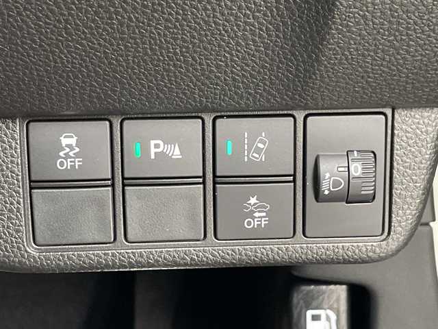 ホンダ Ｎ ＯＮＥ RS 埼玉県 2021(令3)年 5.4万km プラチナホワイトパール 純正ナビ　/（TV/CD/DVD/BT）/６速ＭＴ　/コーナーセンサー　/クルーズコントロール　/レーンキープアシスト　/バックカメラ　/前席シートヒーター　/前後ドライブレコーダー　/オートパーキングブレーキ　/プッシュスタート　/スマートキー/革巻きハンドル/純正フロアマット/純正ラバーマット/ドアバイザー/フォグランプ/ウインカーミラー