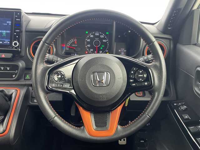 ホンダ Ｎ ＯＮＥ RS 埼玉県 2021(令3)年 5.4万km プラチナホワイトパール 純正ナビ　/（TV/CD/DVD/BT）/６速ＭＴ　/コーナーセンサー　/クルーズコントロール　/レーンキープアシスト　/バックカメラ　/前席シートヒーター　/前後ドライブレコーダー　/オートパーキングブレーキ　/プッシュスタート　/スマートキー/革巻きハンドル/純正フロアマット/純正ラバーマット/ドアバイザー/フォグランプ/ウインカーミラー