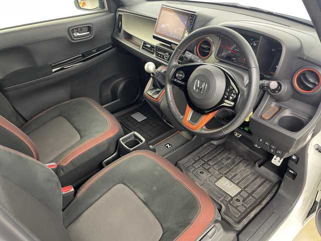 ホンダ Ｎ ＯＮＥ RS 埼玉県 2021(令3)年 5.4万km プラチナホワイトパール 純正ナビ　/（TV/CD/DVD/BT）/６速ＭＴ　/コーナーセンサー　/クルーズコントロール　/レーンキープアシスト　/バックカメラ　/前席シートヒーター　/前後ドライブレコーダー　/オートパーキングブレーキ　/プッシュスタート　/スマートキー/革巻きハンドル/純正フロアマット/純正ラバーマット/ドアバイザー/フォグランプ/ウインカーミラー