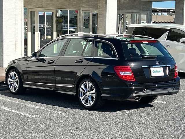 メルセデス・ベンツ Ｃ１８０ ステーションワゴン 千葉県 2013(平25)年 7.9万km オブシディアンブラック １オーナー　ナビ　バックカメラ　ＥＴＣ　クルコン　ハーフレザー　メモリーパワーシート　ＣＤ　ＴＶ　１７インチＡＷ　ルーフレール　キセノンライト　オートライト　前後コーナーセンサー　ターボ車