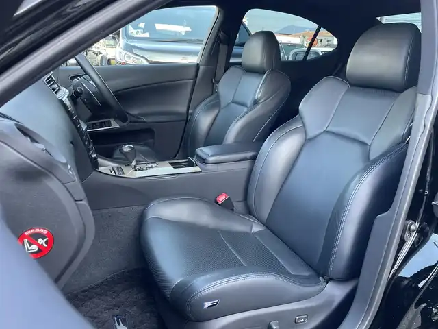 レクサス ＩＳ Ｆ 長崎県 2013(平25)年 5.6万km ブラック 純正HDDナビ/CD/DVD/BT/USB/AUX/フルセグTV/バックカメラ/サンルーフ/黒本革シート/前席パワーシート/前席メモリーシート/前席シートヒーター/トムスマフラー/ステアリングスイッチ/クルーズコントロール/パドルシフト/社外レーダー/オートライト/LEDヘッドライト/ビルトインETC