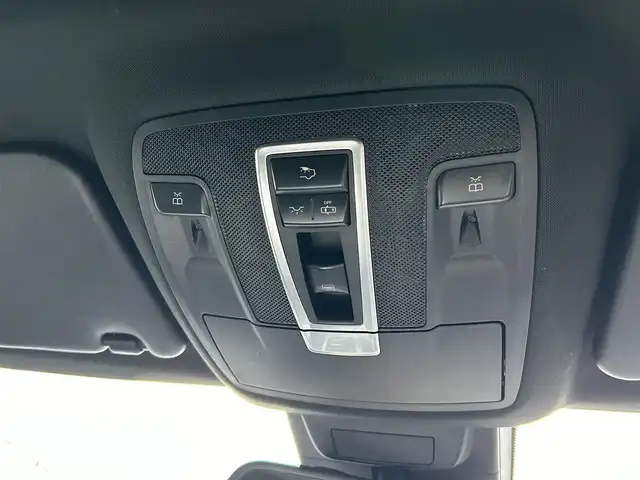 メルセデス・ベンツ ＭＬ３５０ ブルーテック 4マチック 東京都 2014(平26)年 5.3万km 黒 当店買取/純正ナビ/パノラミックスライディングルーフ/黒革シート/ACC/全方位カメラ/全席シートヒーター/パワーシートDN/パドルシフト/ダウンヒル・スピード・レギュレーション/フルセグTV/ETC/スペアタイヤ付き/純正20インチAW/スペアキー