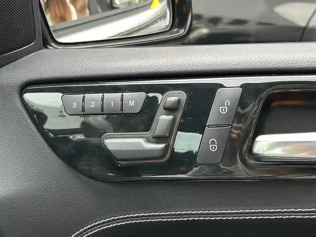 メルセデス・ベンツ ＭＬ３５０ ブルーテック 4マチック 東京都 2014(平26)年 5.3万km 黒 当店買取/純正ナビ/パノラミックスライディングルーフ/黒革シート/ACC/全方位カメラ/全席シートヒーター/パワーシートDN/パドルシフト/ダウンヒル・スピード・レギュレーション/フルセグTV/ETC/スペアタイヤ付き/純正20インチAW/スペアキー