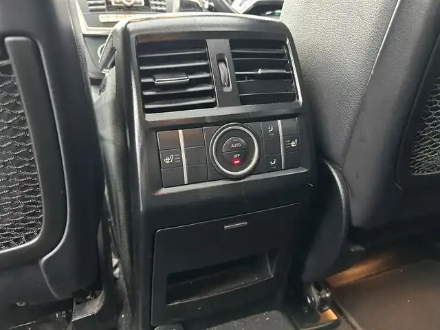 メルセデス・ベンツ ＭＬ３５０ ブルーテック 4マチック 東京都 2014(平26)年 5.3万km 黒 当店買取/純正ナビ/パノラミックスライディングルーフ/黒革シート/ACC/全方位カメラ/全席シートヒーター/パワーシートDN/パドルシフト/ダウンヒル・スピード・レギュレーション/フルセグTV/ETC/スペアタイヤ付き/純正20インチAW/スペアキー
