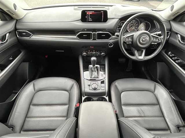 マツダ ＣＸ－５ 25T Lパッケージ 新潟県 2018(平30)年 2.9万km スノーフレイクホワイトパールマイカ 4WD/BOSE/衝突軽減/全方位カメラ/純正ナビ/(AM/FM/CD/DVD/BT/フルセグ)/ETC/レーダークルーズコントロール/パワーバックドア/前後ドライブレコーダー/レザーシート/シートヒーター/パワーシート/革巻きステアリング/ステアリングスイッチ/ハンドルヒーター/MTモード付きAT/アイドリングストップ/前後コーナーセンサー/AUTOライト/LEDヘッドライト/フォグランプ/横滑り防止/プッシュスタート/スマートキー
