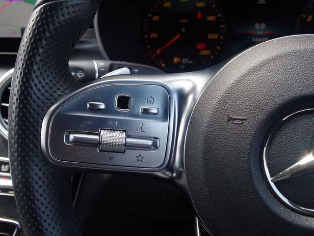 メルセデス・ベンツ Ｃ２００ ステーションワゴン アバンギャルドAMGライン 埼玉県 2018(平30)年 1.5万km オブシディアンブラック ブラックレザーシート/アダプティブクルーズコントロール/レーダーセーフティパッケージ/パノラミックスライディングルーフ/ヘッドアップディスプレイ/Burmester/CarPlay/パークセンサー/ブラインドスポットモニター/バックカメラ/純正ナビ/ドラレコ/ETC/フルセグTV/パフュームアトマイザー/シートヒーター/シートポジションメモリー機能/Bluetooth/エアーサスペンション