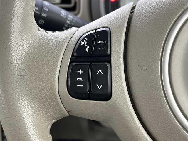 スズキ ラパン X 大阪府 2016(平28)年 5.8万km フォーンベージュM 純正メモリナビ/・フルセグTV/・Bluetooth/・CD/DVD/・AppleCarPlay/全方位カメラ/デュアルカメラブレーキサポート/運転席シートヒーター/純正14インチアルミホイール/キセノンヘッドライト/オートエアコン/スマートキー/プッシュスタート