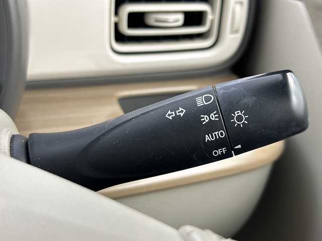 スズキ ラパン X 大阪府 2016(平28)年 5.8万km フォーンベージュM 純正メモリナビ/・フルセグTV/・Bluetooth/・CD/DVD/・AppleCarPlay/全方位カメラ/デュアルカメラブレーキサポート/運転席シートヒーター/純正14インチアルミホイール/キセノンヘッドライト/オートエアコン/スマートキー/プッシュスタート