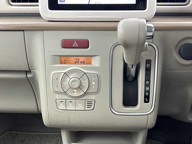 スズキ ラパン X 大阪府 2016(平28)年 5.8万km フォーンベージュM 純正メモリナビ/・フルセグTV/・Bluetooth/・CD/DVD/・AppleCarPlay/全方位カメラ/デュアルカメラブレーキサポート/運転席シートヒーター/純正14インチアルミホイール/キセノンヘッドライト/オートエアコン/スマートキー/プッシュスタート