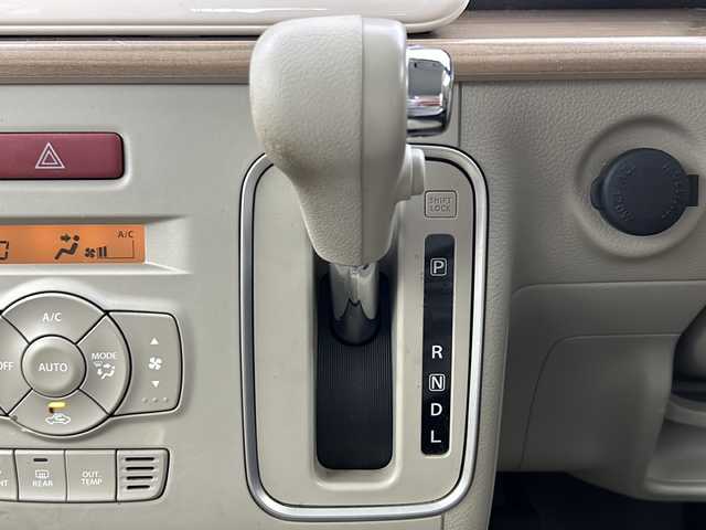 スズキ ラパン X 大阪府 2016(平28)年 5.8万km フォーンベージュM 純正メモリナビ/・フルセグTV/・Bluetooth/・CD/DVD/・AppleCarPlay/全方位カメラ/デュアルカメラブレーキサポート/運転席シートヒーター/純正14インチアルミホイール/キセノンヘッドライト/オートエアコン/スマートキー/プッシュスタート