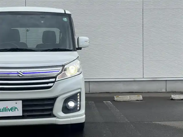 スズキ スペーシア カスタム XS ターボ 秋田県 2017(平29)年 6.9万km クリスタルホワイトP ターボ/両側パワースライドドア/衝突軽減システム/純正メモリナビ（DVD/CD/BT）/フルセグ（走行中視聴可能）/バックカメラ/社外１４インチアルミ（冬タイヤ装着）/スマートキー/アイドリングストップ/プッシュスタート/クルーズコントロール追従走行なし/レーンキープアシスト/パドルシフト/ステアリングスイッチ/ドライブレコーダー/運転席シートヒーター/ビルトインETC/純正フロアマット/純正ドアバイザー/オートライト/オートエアコン/パワーステアリング/パワーウィンドウ/横滑り防止/盗難防止装置/寒冷地仕様/電動格納ウィンカーミラー/保証書/取扱説明書/記録簿