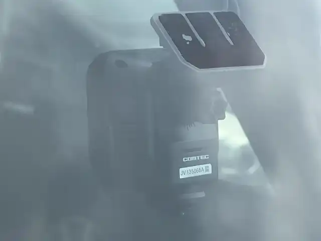 スズキ スペーシア カスタム XS ターボ 秋田県 2017(平29)年 6.9万km クリスタルホワイトP ターボ/両側パワースライドドア/衝突軽減システム/純正メモリナビ（DVD/CD/BT）/フルセグ（走行中視聴可能）/バックカメラ/社外１４インチアルミ（冬タイヤ装着）/スマートキー/アイドリングストップ/プッシュスタート/クルーズコントロール追従走行なし/レーンキープアシスト/パドルシフト/ステアリングスイッチ/ドライブレコーダー/運転席シートヒーター/ビルトインETC/純正フロアマット/純正ドアバイザー/オートライト/オートエアコン/パワーステアリング/パワーウィンドウ/横滑り防止/盗難防止装置/寒冷地仕様/電動格納ウィンカーミラー/保証書/取扱説明書/記録簿