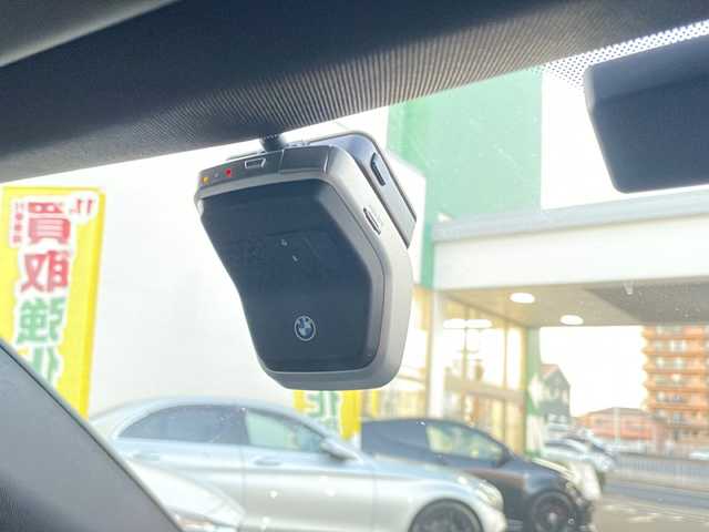 ＢＭＷ ３１８ｉ Mスポーツ 愛知県 2021(令3)年 4.8万km ミネラルグレー /禁煙車//純正メーカーナビ//ミラーリング機能有//バックカメラ//全周囲カメラ//コーナーセンサー//ハーフレザーシート//前席パワーシート//運転席シートメモリ機能//シートヒーター//社外エアロ（マクストンデザイン）//前後フォグランプ//アダプティブクルーズコントロール//オートエアコン//オートライト//オートハイビーム//保証書//取扱説明書//スペアキー