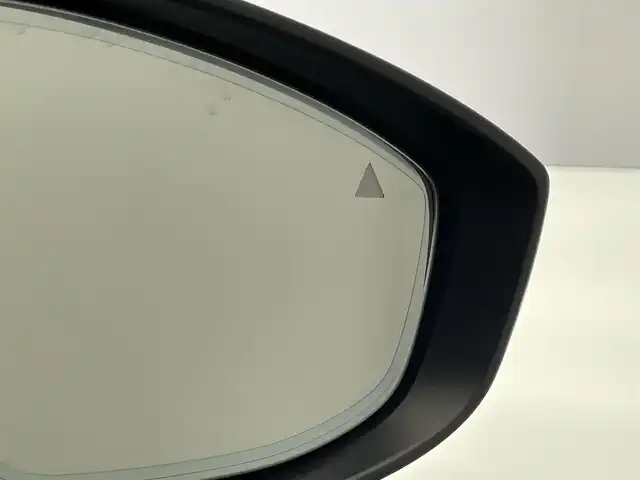 マツダ マツダ３ファストバック 20S Lパッケージ 愛知県 2020(令2)年 5.5万km ジェットブラックマイカ 純正ナビ　全方位カメラ　シートヒーター　禁煙車　フルセグＴＶ　ＤＶＤ　ＨＤＭＩ　ＢＳＭ　ＨＵＤ　衝突軽減　追従クルコン　黒革　ＬＥＤオートライト　コーナーセンサー　ハンドルヒーター　純正フロアマット