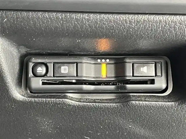 マツダ マツダ３ファストバック 20S Lパッケージ 愛知県 2020(令2)年 5.5万km ジェットブラックマイカ 純正ナビ　全方位カメラ　シートヒーター　禁煙車　フルセグＴＶ　ＤＶＤ　ＨＤＭＩ　ＢＳＭ　ＨＵＤ　衝突軽減　追従クルコン　黒革　ＬＥＤオートライト　コーナーセンサー　ハンドルヒーター　純正フロアマット