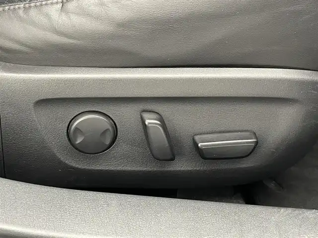 マツダ マツダ３ファストバック 20S Lパッケージ 愛知県 2020(令2)年 5.5万km ジェットブラックマイカ 純正ナビ　全方位カメラ　シートヒーター　禁煙車　フルセグＴＶ　ＤＶＤ　ＨＤＭＩ　ＢＳＭ　ＨＵＤ　衝突軽減　追従クルコン　黒革　ＬＥＤオートライト　コーナーセンサー　ハンドルヒーター　純正フロアマット