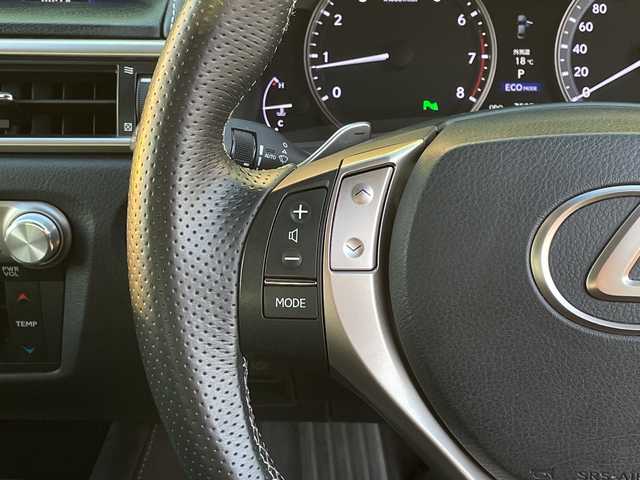 レクサス ＧＳ 350 宮崎県 2012(平24)年 7.5万km ホワイトパールクリスタルシャイン ローダウン/社外20インチアルミ/フェイスチェンジ/メーカー純正ナビ/純正フロアマット/クルーズコントロール/パワーシート(D/N席)/バックカメラ/ETC/パドルシフト/メモリーシート