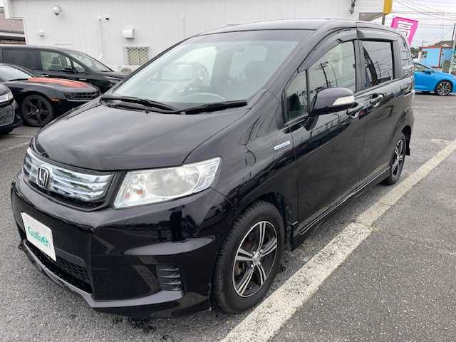 ホンダ フリード スパイク ハイブリット ジャストセレクション 神奈川県 2012(平24)年 12.5万km プレミアムブラキッシュパール 純正メモリナビ/VXM-122VEi/（BT/CD/DVD/FM/AM/TV）/ウィンカーミラー/バックカメラ/ドアバイザー/片側パワースライドドア/ETC/スペアキー/クルーズコントロール/キセノンヘッドライト