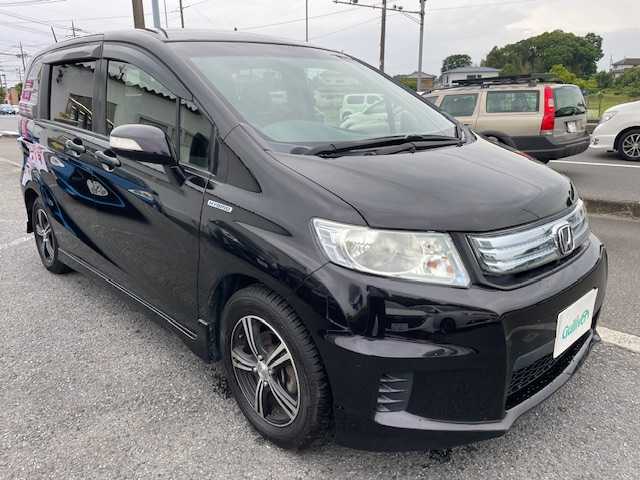 ホンダ フリード スパイク ハイブリット ジャストセレクション 神奈川県 2012(平24)年 12.5万km プレミアムブラキッシュパール 純正メモリナビ/VXM-122VEi/（BT/CD/DVD/FM/AM/TV）/ウィンカーミラー/バックカメラ/ドアバイザー/片側パワースライドドア/ETC/スペアキー/クルーズコントロール/キセノンヘッドライト