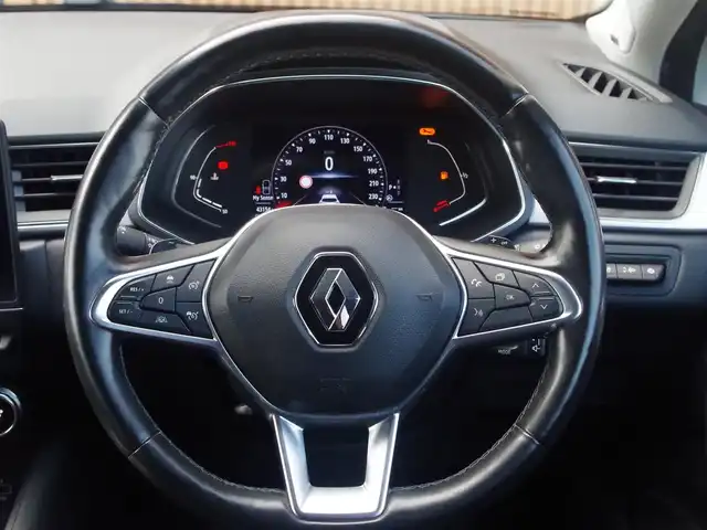 ルノー ルノー キャプチャー インテンス テックパック 埼玉県 2021(令3)年 4.4万km パール ブラックレザーシート /アダプティブクルーズコントロール /BOSEサウンド /CarPlay /ブラインドスポットモニター /全周囲カメラ /ドラレコ /ETC/前席シートヒーター /ステアリングヒーター /純正18インチアルミホイール