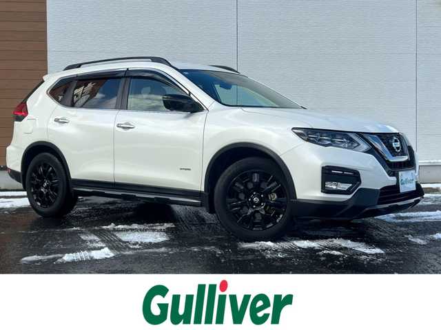 日産 エクストレイル ハイブリッド 20X エクストリーマーX 秋田県 2017(平29)年 5.5万km ブリリアントホワイトパール ４WD/衝突軽減システム/LEDヘッドライト/純正SDナビ（DVD/CD/BT/AM/FM/USB）/フルセグ（走行中視聴可能）/アラウンドビューモニター/日産純正１８インチアルミ（夏タイヤ装着）/スマートキー/アイドリングストップ/プッシュスタート/コーナーセンサー/クルーズコントロール追従走行なし/ダウンヒルアシストコントロール/ステアリングスイッチ/ビルトインETC/ドライブレコーダー/ルーフレール/電動リアゲート/センターデフロック/純正フロアマット/純正ドアバイザー/オートライト/オートエアコン/パワーステアリング/パワーウィンドウ/横滑り防止/盗難防止装置/電動格納ウィンカーミラー/保証書/取扱説明書/記録簿