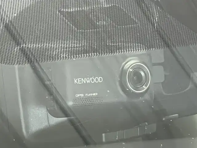 日産 エクストレイル ハイブリッド 20X エクストリーマーX 秋田県 2017(平29)年 5.5万km ブリリアントホワイトパール ４WD/衝突軽減システム/LEDヘッドライト/純正SDナビ（DVD/CD/BT/AM/FM/USB）/フルセグ（走行中視聴可能）/アラウンドビューモニター/日産純正１８インチアルミ（夏タイヤ装着）/スマートキー/アイドリングストップ/プッシュスタート/コーナーセンサー/クルーズコントロール追従走行なし/ダウンヒルアシストコントロール/ステアリングスイッチ/ビルトインETC/ドライブレコーダー/ルーフレール/電動リアゲート/センターデフロック/純正フロアマット/純正ドアバイザー/オートライト/オートエアコン/パワーステアリング/パワーウィンドウ/横滑り防止/盗難防止装置/電動格納ウィンカーミラー/保証書/取扱説明書/記録簿