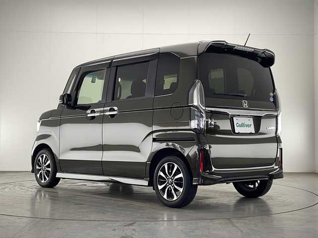 ホンダ Ｎ ＢＯＸ カスタム G L ホンダセンシング 宮崎県 2019(令1)年 2.3万km プレミアムグラマラスブロンズP 禁煙車/ホンダセンシング/純正8型ナビTV/（VXU-195NBi/CD/DVD/Bluetooth/フルセグTV)/純正バックカメラ/純正ビルトインETC/純正ドライブレコーダー/純正LEDオートライト/純正LEDフォグ/純正14インチアルミ/純正フロアマット/左側電動スライドドア/アダプティブクルーズコントロール/レーンディパーチャーアラート/クリアランスソナー/オートエアコン（プラズマクラスター）/スマートキー/プッシュエンジンスタート/新車時保証書/取扱い説明書