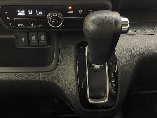 ホンダ Ｎ ＢＯＸ カスタム G L ホンダセンシング 宮崎県 2019(令1)年 2.3万km プレミアムグラマラスブロンズP 禁煙車/ホンダセンシング/純正8型ナビTV/（VXU-195NBi/CD/DVD/Bluetooth/フルセグTV)/純正バックカメラ/純正ビルトインETC/純正ドライブレコーダー/純正LEDオートライト/純正LEDフォグ/純正14インチアルミ/純正フロアマット/左側電動スライドドア/アダプティブクルーズコントロール/レーンディパーチャーアラート/クリアランスソナー/オートエアコン（プラズマクラスター）/スマートキー/プッシュエンジンスタート/新車時保証書/取扱い説明書