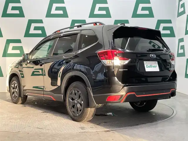 スバル フォレスター X－ブレイク 鹿児島県 2018(平30)年 5.2万km クリスタルブラックシリカ 禁煙車/純正SDナビ/　（Bluetooth/フルセグTV/CD/DVD）/バックモニター/サイドビューモニター/アイサイトVer3/・プリクラッシュブレーキ・/・レーンキープアシスト/・レーダークルーズコントロール/・誤発進抑制機能/電動パーキングブレーキ/オートブレーキホールド/ビルトインETC/全席シートヒーター/ステアリングヒーター/LEDヘッドライト