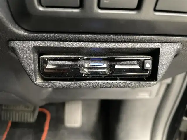 スバル フォレスター X－ブレイク 鹿児島県 2018(平30)年 5.2万km クリスタルブラックシリカ 禁煙車/純正SDナビ/　（Bluetooth/フルセグTV/CD/DVD）/バックモニター/サイドビューモニター/アイサイトVer3/・プリクラッシュブレーキ・/・レーンキープアシスト/・レーダークルーズコントロール/・誤発進抑制機能/電動パーキングブレーキ/オートブレーキホールド/ビルトインETC/全席シートヒーター/ステアリングヒーター/LEDヘッドライト