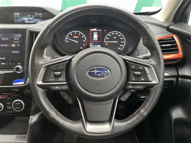 スバル フォレスター X－ブレイク 鹿児島県 2018(平30)年 5.2万km クリスタルブラックシリカ 禁煙車/純正SDナビ/　（Bluetooth/フルセグTV/CD/DVD）/バックモニター/サイドビューモニター/アイサイトVer3/・プリクラッシュブレーキ・/・レーンキープアシスト/・レーダークルーズコントロール/・誤発進抑制機能/電動パーキングブレーキ/オートブレーキホールド/ビルトインETC/全席シートヒーター/ステアリングヒーター/LEDヘッドライト