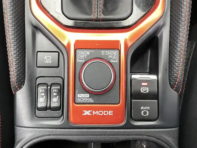 スバル フォレスター X－ブレイク 鹿児島県 2018(平30)年 5.2万km クリスタルブラックシリカ 禁煙車/純正SDナビ/　（Bluetooth/フルセグTV/CD/DVD）/バックモニター/サイドビューモニター/アイサイトVer3/・プリクラッシュブレーキ・/・レーンキープアシスト/・レーダークルーズコントロール/・誤発進抑制機能/電動パーキングブレーキ/オートブレーキホールド/ビルトインETC/全席シートヒーター/ステアリングヒーター/LEDヘッドライト