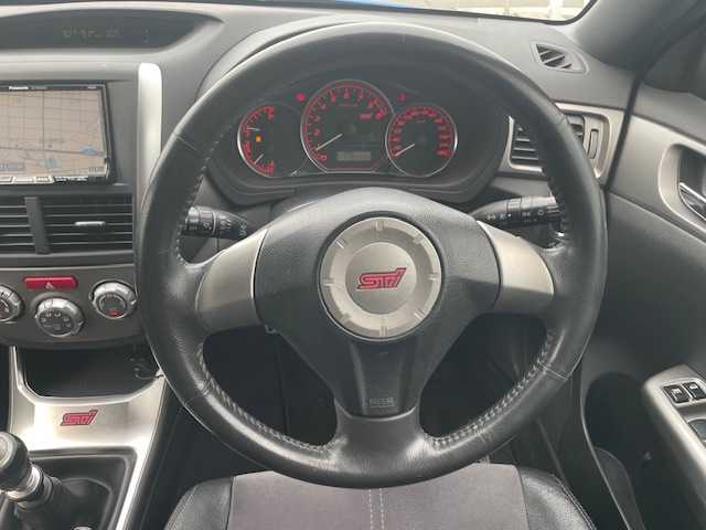 スバル インプレッサ ＷＲＸ 三重県 2007(平19)年 13.6万km WRブルーマイカ 4WD/ターボ/社外HDDナビ/フルセグTV/【CD/DVD/MSV】/ETC/245/40R18インチ純正AW/プッシュスタート/スマートキー/純正フロアマット