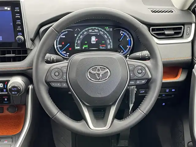 トヨタ ＲＡＶ４ ハイブリッド アドベンチャー 愛知県 2022(令4)年 2.6万km グレーメタリック 純正９型ディスプレイナビ　フルセグＴＶ　全方位カメラ　電動リアゲート　セーフティセンス　衝突軽減　追従クルコン　ＬＥＤオートライト　コーナーセンサー　黒革　シートヒーター　エアシート　ルーフレール　前後ドラレコ　ETC2.0　オートハイビーム　プッシュスタート　禁煙車
