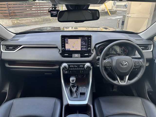 トヨタ ＲＡＶ４ G 愛知県 2022(令4)年 4.6万km アティチュードブラックマイカ ワンオーナー/純正ディスプレイオーディオ/ナビキット/AMFM/USB/Bluetooth/フルセグTV/全方位カメラ/ビルトインETC/前後ドライブレコーダー/プッシュスタート/パワーシート/エアシート/シートヒーター/メモリシート/MT付きAT/トヨタセーフティセンス/・ACC/・LTA/・PCS/・BSM/・クリアランスソナー/LEDヘッドライト/オートハイビーム/パワーバックドア/ステアリングヒーター/純正18インチAW/純正フロアマット/保証書/取扱説明書/スペアキー