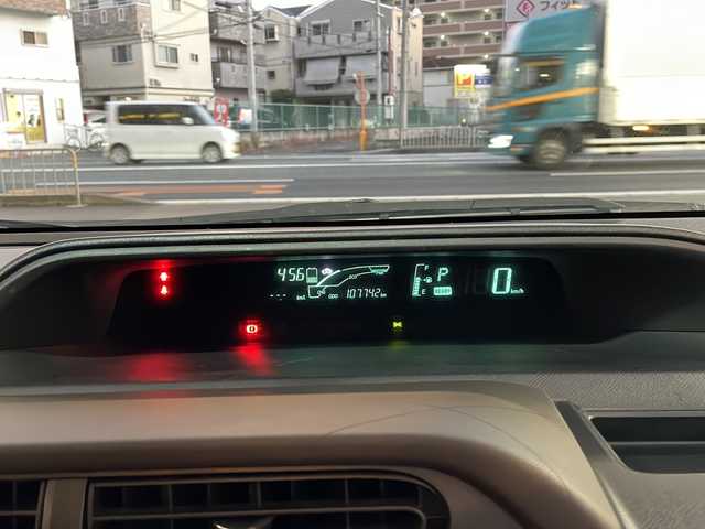 トヨタ アクア G 大阪府 2013(平25)年 10.8万km ブラックマイカ 純正メモリーナビ/フルセグTV/Bluetooth/DVD/バックカメラ/スマートキー/プッシュスタート/