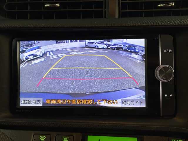 トヨタ アクア G 大阪府 2013(平25)年 10.8万km ブラックマイカ 純正メモリーナビ/フルセグTV/Bluetooth/DVD/バックカメラ/スマートキー/プッシュスタート/