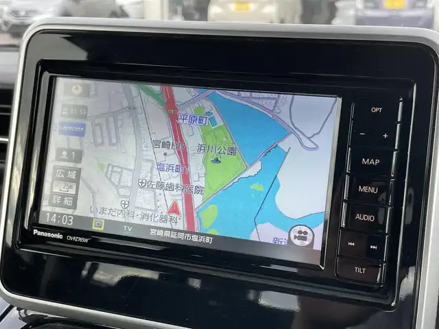 マツダ フレアワゴン ハイブリッド XS 宮崎県 2021(令3)年 5.5万km ピュアホワイトP 純正フルセグナビ/（DVD再生機能付き）（BT）/クルーズコントロール/アイドリングストップ/パーキングアシスト/パワースライドドア/パワーウィンドウ/パワーステアリング/バックカメラ/純正アルミホイール/コーナーセンサー/純正フロアマット/純正LEDヘッドライト/オートライト/横滑り防止装置/衝突被害軽減システム/盗難防止装置/エアバックW/ETC/ABS/AAC