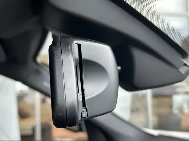 ＢＭＷ Ｘ１ xDrive 18d Mスポーツ 高知県 2018(平30)年 4.6万km アルピンホワイトⅢ 登録時走行距離　45611km/純正HDDナビ/バックカメラ/アドバンスドアクティブセーフティパッケージ/　アクティブクルーズコントロール/　ヘッドアップディスプレイ/ハイラインパッケージ/　パーフォレーション/　パワーシート/　シートヒーター/コンフォートパッケージ/　パワーバックドア/　リアシートスライディング/バックレストリリース機能/インテリジェントセーフティ/クリアランスソナー/ETC/オートワイパー/オートライト/純正LEDライト/フォグランプ/スマートキー/プッシュスタート/純正オプションアルミホイール 19インチ/ドアバイザー/ウインカーミラー/純正フロアマット/新車時整備手帳（保証書）/取扱説明書