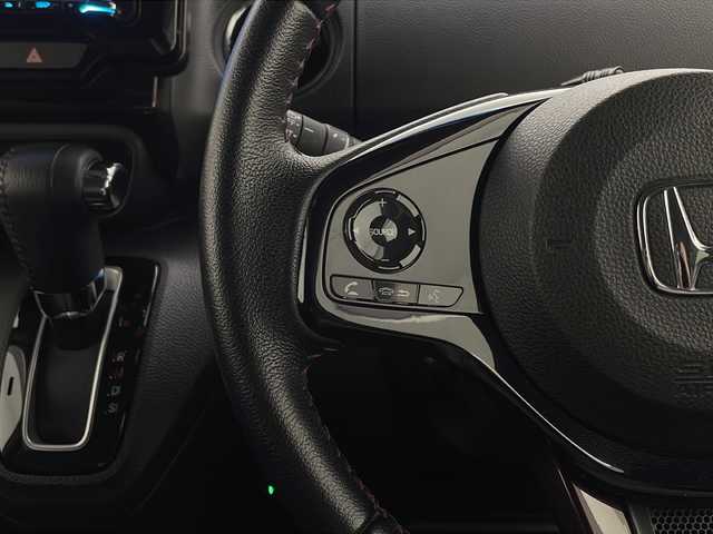 ホンダ Ｎ ＢＯＸ カスタム L ターボ 宮崎県 2021(令3)年 6.4万km プラチナホワイトパール 禁煙車/ホンダセンシング/社外9型ナビTV/（ケンウッド/MDV-M906HDL/CD/DVD/Bluetooth/フルセグTV)/社外バックカメラ/純正LEDオートライト/純正LEDフォグ/純正15インチアルミ/純正エアロ/純正ルーフエンドスポイラー/純正フロアマット/両側電動スライドドア/アダプティブクルーズコントロール/レーンディパーチャーアラート/クリアランスソナー/ウインカードアミラー/パドルシフト/レザーシート/前席シートヒーター/オートエアコン（プラズマクラスター）/本革巻ハンドル/スマートキー/プッシュエンジンスタート/新車時保証書/取扱い説明書