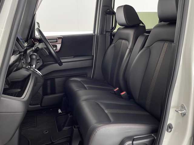 ホンダ Ｎ ＢＯＸ カスタム L ターボ 宮崎県 2021(令3)年 6.4万km プラチナホワイトパール 禁煙車/ホンダセンシング/社外9型ナビTV/（ケンウッド/MDV-M906HDL/CD/DVD/Bluetooth/フルセグTV)/社外バックカメラ/純正LEDオートライト/純正LEDフォグ/純正15インチアルミ/純正エアロ/純正ルーフエンドスポイラー/純正フロアマット/両側電動スライドドア/アダプティブクルーズコントロール/レーンディパーチャーアラート/クリアランスソナー/ウインカードアミラー/パドルシフト/レザーシート/前席シートヒーター/オートエアコン（プラズマクラスター）/本革巻ハンドル/スマートキー/プッシュエンジンスタート/新車時保証書/取扱い説明書