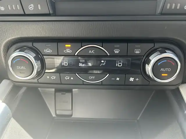 マツダ ＣＸ－５ XD Lパッケージ 鳥取県 2017(平29)年 4.1万km マシーングレープレミアムM サンルーフ /ホワイトレザーシート/・前席シートヒーター/・前席パワーシート/・D席メモリーシート/メーカーナビ/・フルセグ /・Bluetooth/・CD /DVD/バックカメラ/BOSEサウンドシステム/スマートキー /プッシュスタート/ETC/パワーバックドア/純正19AW/ハンドルヒーター/LEDヘッドライト /LEDフォグ/オートライト/W＆サイドエアバック /カーテンエアバック/衝突軽減ブレーキ